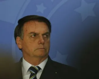 Pena maior para calúnia pode ser vetada, diz Bolsonaro