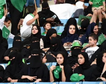 Arábia Saudita chama feminismo e homossexualidade de 'extremismo'
