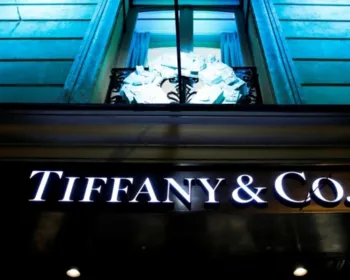 Dona da Louis Vuitton compra a Tiffany por US$ 16,2 bi 