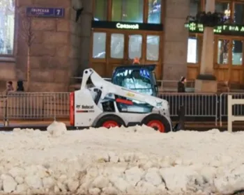 Inverno 'quente' faz Moscou pôr neve artificial nas ruas para Ano Novo
