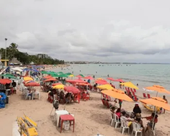 Relatório aponta que sete pontos de praias em Maceió estão impróprios para banho