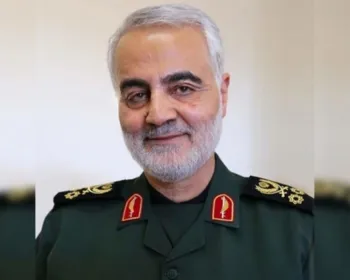 Líder supremo do Irã promete 'severa vingança' contra EUA