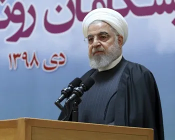 Presidente do Irã rejeita proposta de Trump de novo acordo nuclear