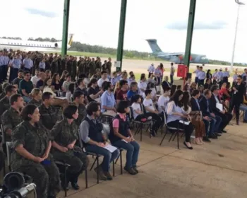 Grupo deixa a quarentena na Base Aérea de Anápolis após 14 dias