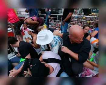 Duas pessoas são baleadas durante passagem de bloco de carnaval em SP