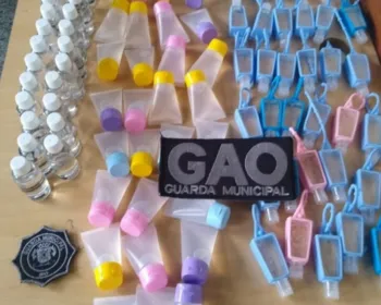 Mais de 160 frascos de álcool gel são apreendidos no Rio