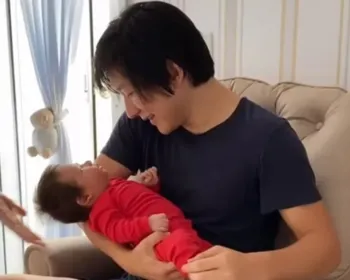 VÍDEO: Após eliminação, Pyong conhece o filho, Jake
