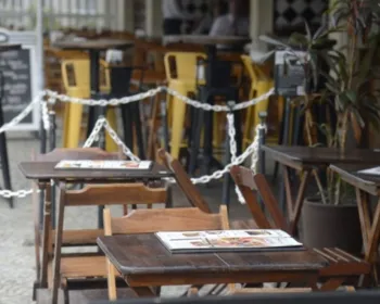 Mais de 600 mil já foram demitidos de restaurantes e bares, segundo pesquisa