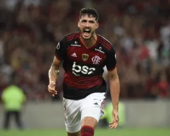 Estreia no profissional, amizades e novos ares: Gustavo Henrique no Flamengo