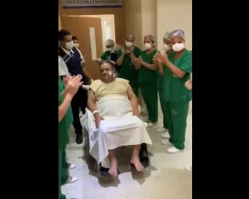VÍDEO: Primeiro paciente internado com Covid-19 é liberado na Santa Casa