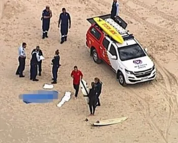 Surfista de 60 anos morre após ser atacado por tubarão na praia da Austrália