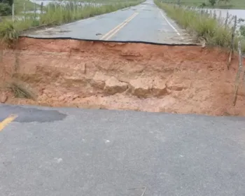 Chuva provoca erosão na cabeceira de ponte e interdita trecho da AL-460