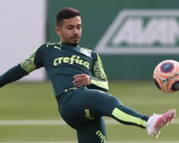 Em meio a negociações de saídas, Palmeiras segura jovens da base