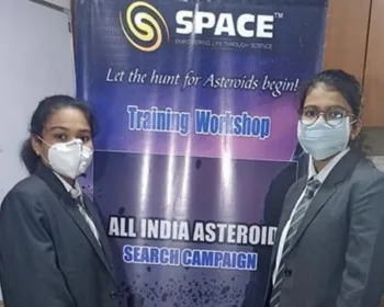 Estudantes indianas descobrem asteroide em direção à órbita da Terra
