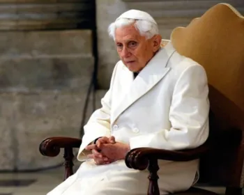 Papa emérito Bento XVI está em situação extremamente frágil