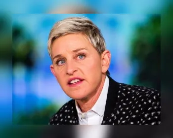 Homem acusa Ellen DeGeneres de bullying quando ele tinha 11 anos