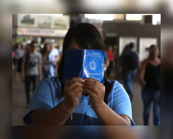 Três milhões de brasileiros ficaram sem trabalho na pandemia, diz IBGE