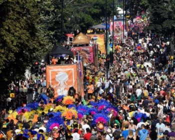 Carnaval de Notting Hill troca as ruas de Londres por festival online
