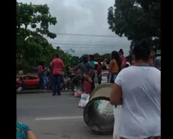 VÍDEO: Familiares de reeducandos protestam e voltam a bloquear a BR-104
