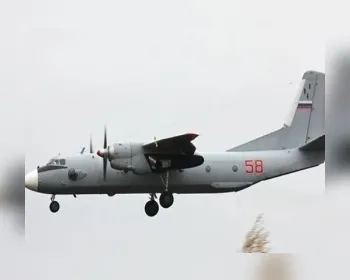 Avião cai durante treinamento militar e deixa 25 mortos na Ucrânia