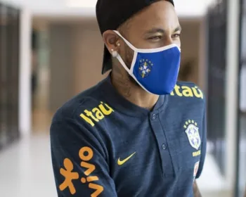 Com dor na região lombar, Neymar desfalca treino e vira dúvida na Seleção
