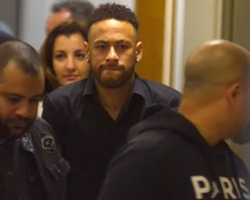 Justiça arquiva acusação contra Neymar por divulgação de imagens de modelo