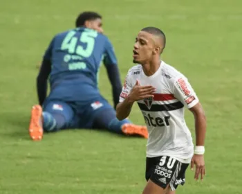 Brenner, do São Paulo, conta que pensou em desistir do futebol