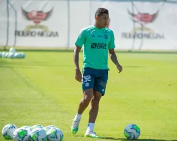 Pedro Rocha é relacionado pelo Flamengo para jogo contra o Athletico-PR; confira