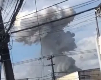 Fábrica de fogos de artifício explode em Simões Filho, na Bahia