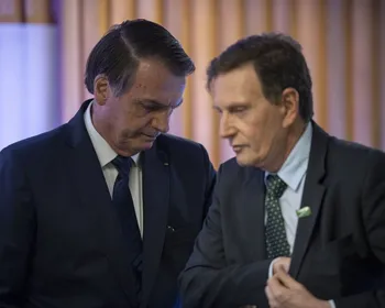 Apenas dois candidatos apoiados por Bolsonaro garantiram vagas no segundo turno