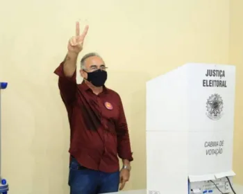 Edmilson Rodrigues, do PSOL, é eleito prefeito de Belém (PA)