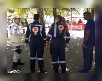 Ambulantes são presos suspeitos de espancamento na orla de Ponta Verde