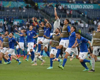 Itália iguala recorde com 30 jogos invicta e completa mais de mil minutos sem tomar gol