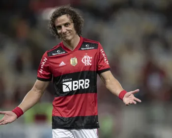 David Luiz entra para a lista de lesionados no Flamengo