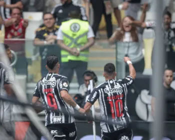 Atlético-MG vence o Santos por 2 a 0 na abertura da Arena MRV