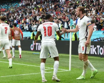 Com gols de Sterling e Kane, Inglaterra bate a Alemanha e avança às quartas de final da Eurocopa