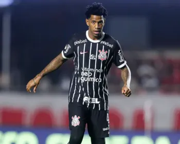 Santos acerta com Gil, zagueiro ex-Corinthians