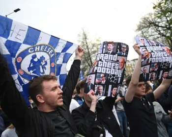 Chelsea e Manchester City vão deixar a Superliga europeia, diz imprensa inglesa