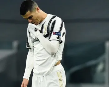 Cristiano Ronaldo é alvo de críticas de jornais, e diretor da Juventus não garante renovação