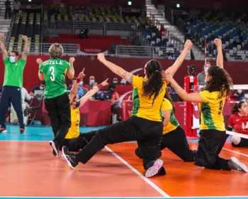Brasil vence o Canadá e leva o bronze no vôlei sentado feminino