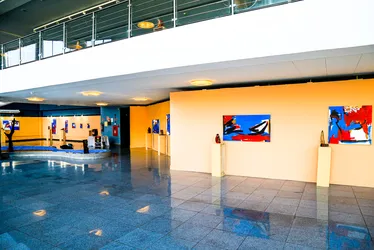 
			
				Com nova exposição em Maceió, Eva Cavalcante provoca sobre o poder transformador da arte
			
			