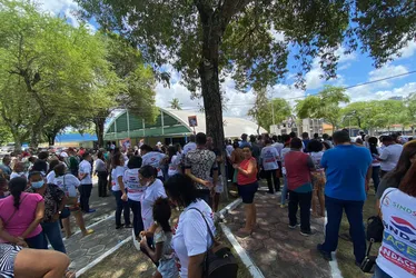 
			
				Agentes de saúde e endemias de Maceió entram em greve por tempo indeterminado
			
			