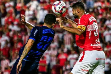 
			
				Neste sábado (5), Mozart Santos disputará o 4º clássico alagoano como treinador do CSA
			
			