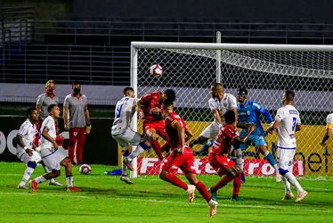 
			
				Clássico das Multidões: CSA e CRB se enfrentaram cinco vezes em 2021
			
			