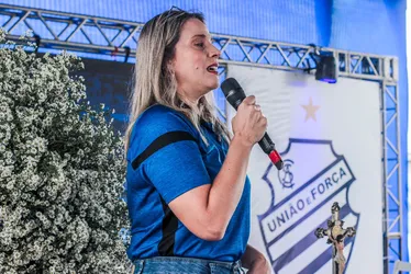
				Com bolo e futebol, torcedores festejam aniversário do CSA no novo CT
			
			