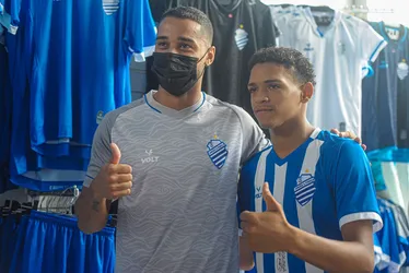 
			
				Camisa 9 artilheiro! Dellatorre é o 5º melhor finalizador da Série B do Brasileiro
			
			