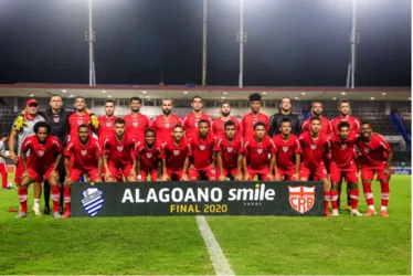 
				CRB não fica de fora das semis do Alagoano há 11 anos; sábado (12), tentará evitar vexame
			
			