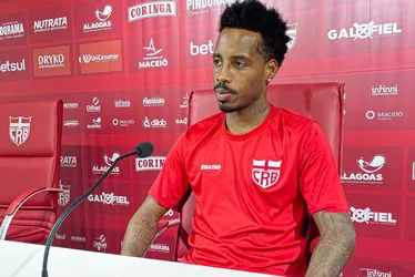 
			
				CRB: Adson Batista diz que Romão está perto de fechar com Atlético-GO
			
			