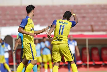
				Aliança vence Andirá por 3 a 0, mas se despede da Copinha com vitória do Linense
			
			