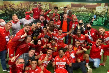 
			
				Retrospectiva 2021 do CRB: Mesmo sem títulos, Galo fez história na Copa do Brasil e na Série B
			
			